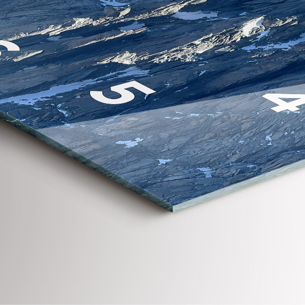 Orologio quadrato Montagne delle Alpi in inverno