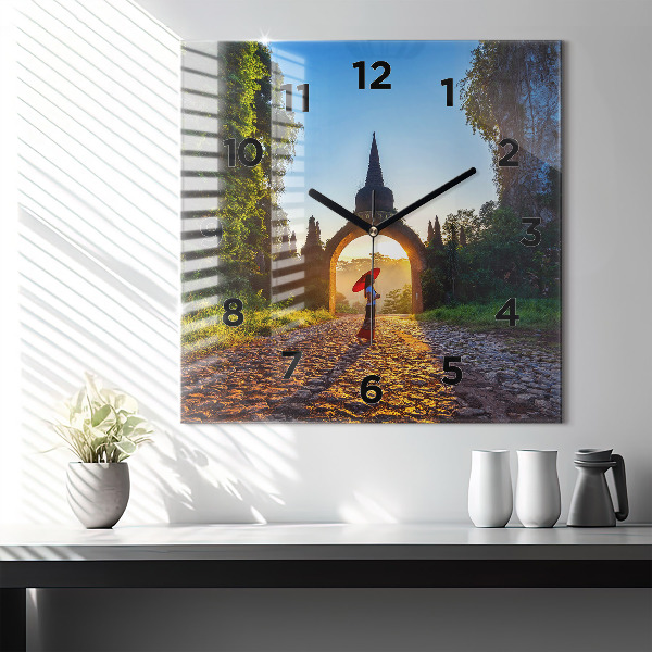 Orologio quadrato Parco Surat Thani Thailandia