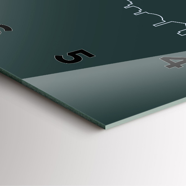 Orologio quadrato in vetro Disegno lineare della città di Brno