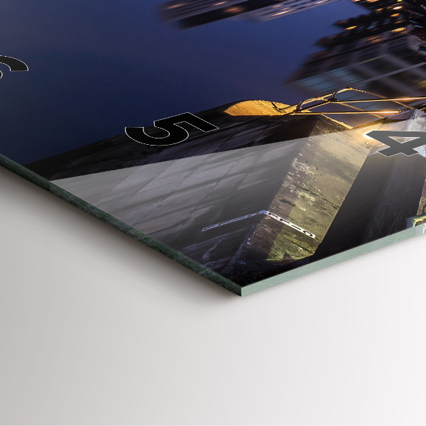 Orologio quadrato La città illuminata di notte