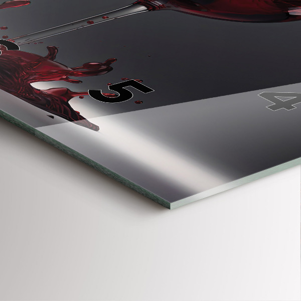 Orologio quadrato Un bicchiere di vino rosso