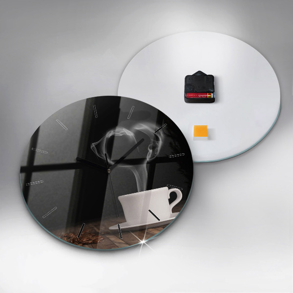 Orologio rotondo Una tazza di caffè caldo