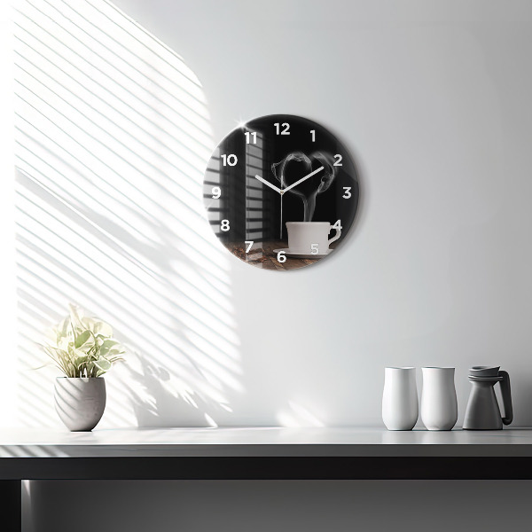 Orologio rotondo Una tazza di caffè caldo