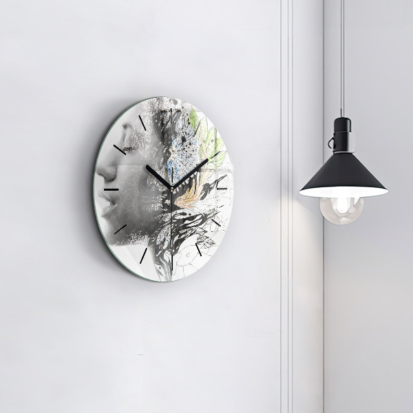 Orologio rotondo Volto di donna astratto