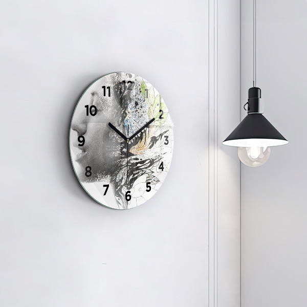 Orologio rotondo Volto di donna astratto
