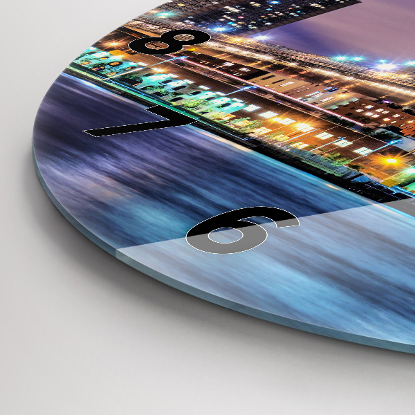 Orologio rotondo Ponte di Brooklyn e East River