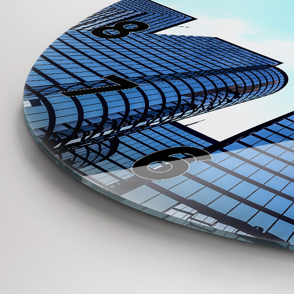 Orologio rotondo Aereo sopra gli edifici