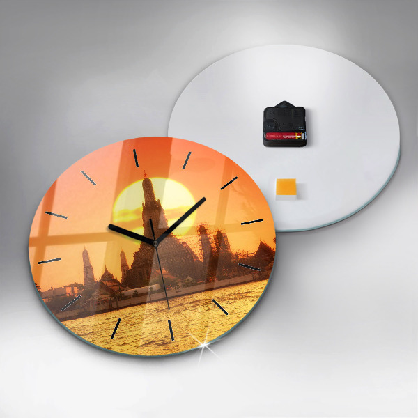 Orologio rotondo Wat arun bangkok thailand