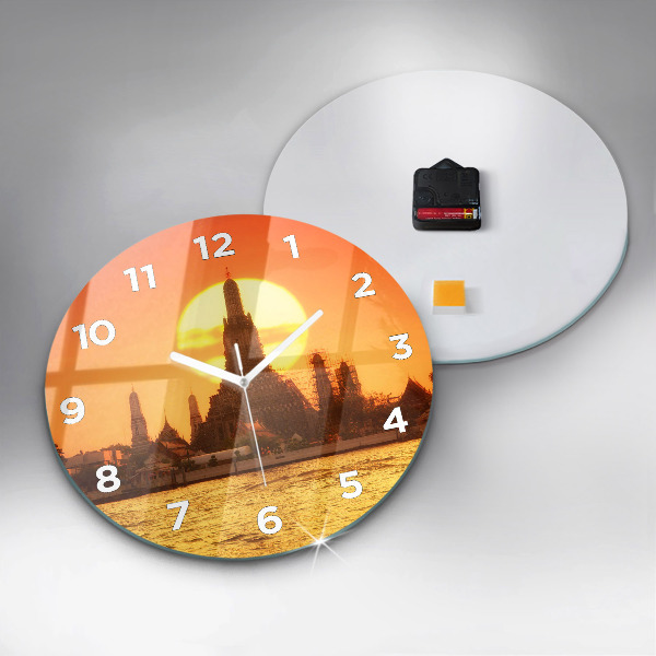 Orologio rotondo Wat arun bangkok thailand