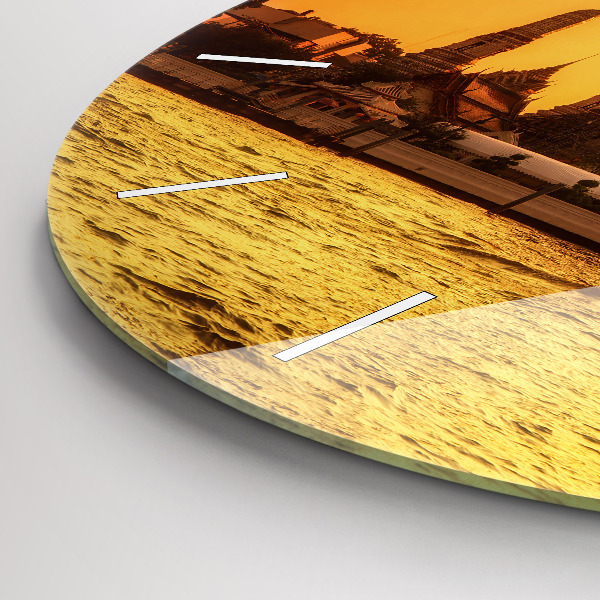 Orologio rotondo Wat arun bangkok thailand