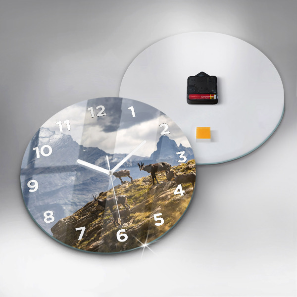 Orologio rotondo in vetro Capra in Valle d'Aosta