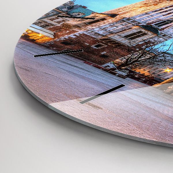 Orologio rotondo Piazza del Mercato Principale di Cracovia