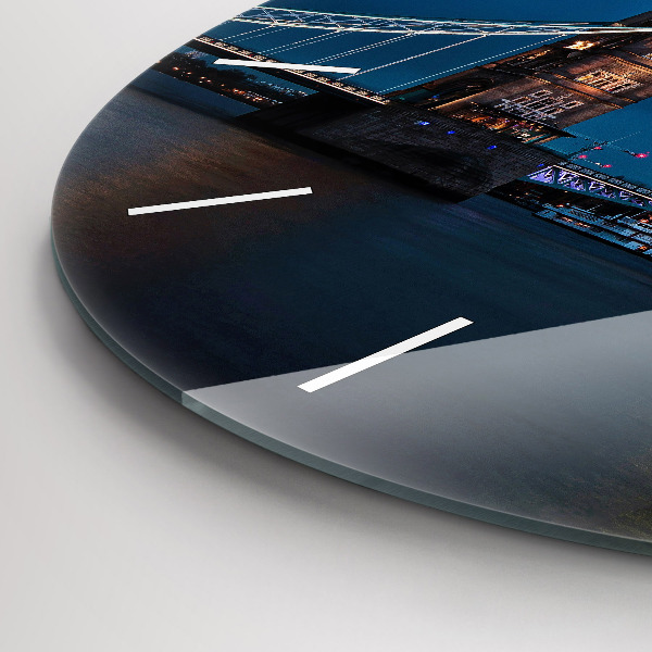 Orologio rotondo in vetro Tower Bridge Londra di notte