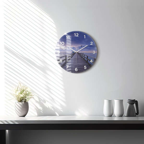 Orologio rotondo in vetro Molo sul Mar Baltico