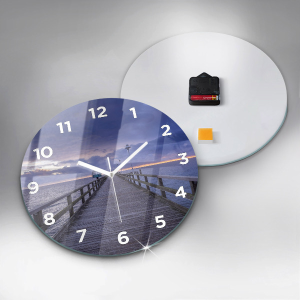 Orologio rotondo in vetro Molo sul Mar Baltico