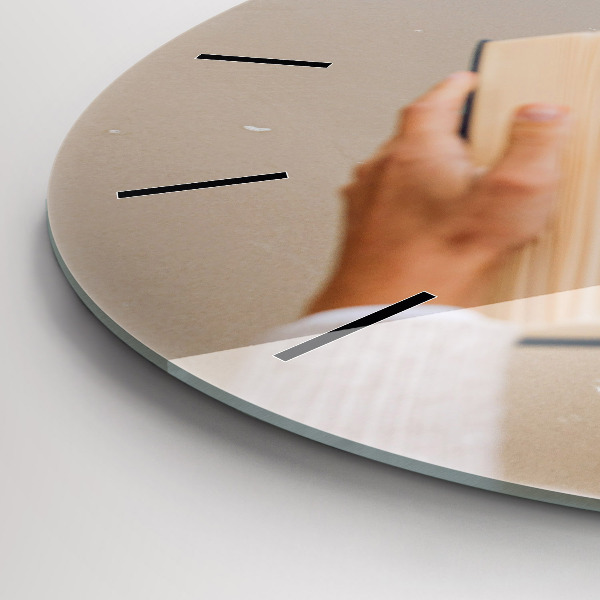 Orologio rotondo in vetro Un momento con un libro