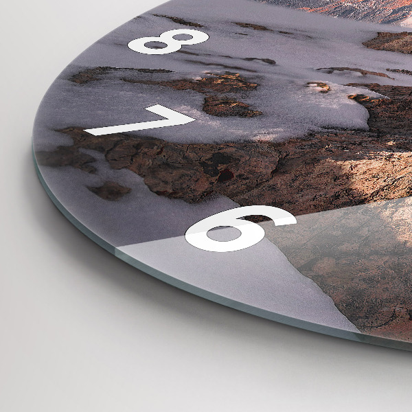 Orologio rotondo in vetro Una montagna coperta di neve