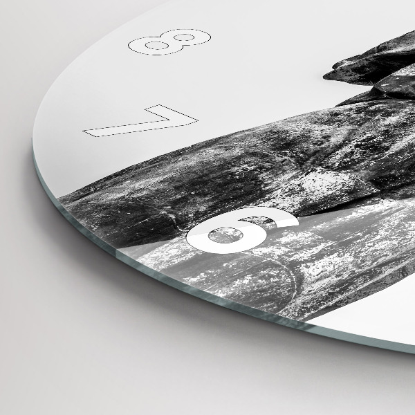 Orologio rotondo in vetro Statua della Libertà a Budapest