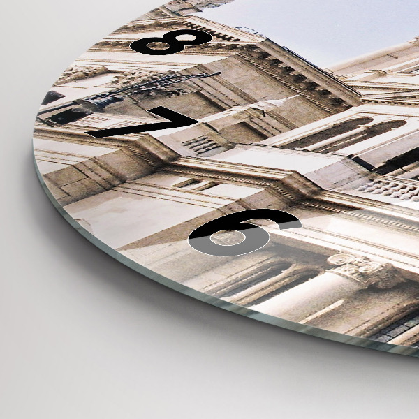 Orologio rotondo in vetro Basilica di S. Stefano