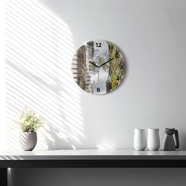 Orologio rotondo in vetro Città di roccia nella Repubblica Ceca