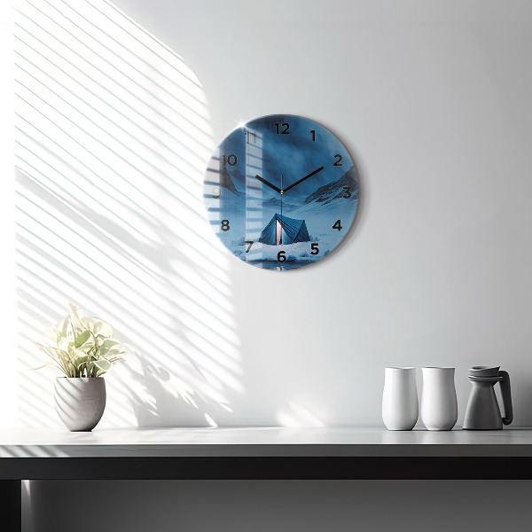 Orologio rotondo in vetro Tenda sulle montagne dell'Islanda