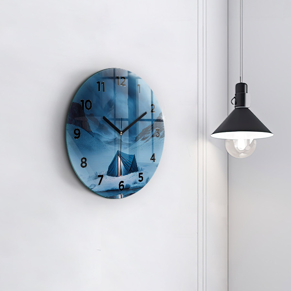 Orologio rotondo in vetro Tenda sulle montagne dell'Islanda