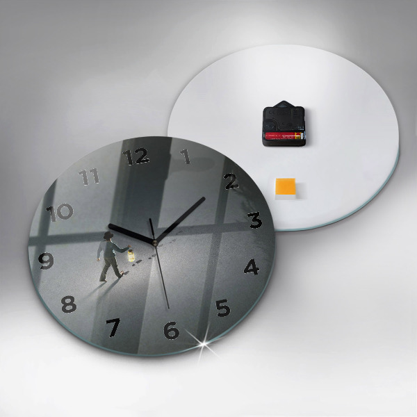 Orologio rotondo in vetro Vagabondo nell'oscurità