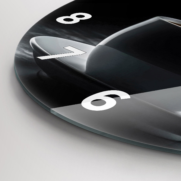 Orologio rotondo in vetro Una tazza di caffè nero